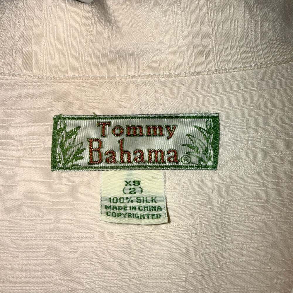 Tommy Bahama Women's XS 100% Silk Palm Tree Print Button Down Shirt - Picture 4 of 6